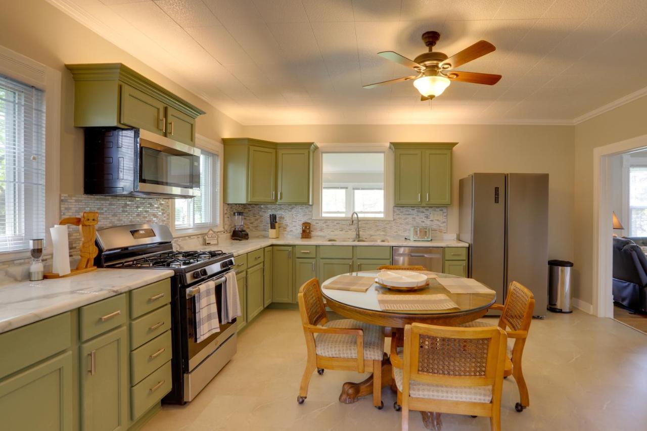 Welcoming Port Clinton Vacation Rental! エクステリア 写真
