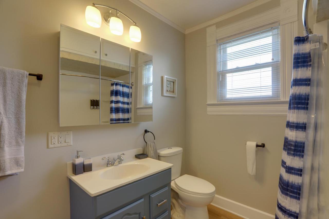 Welcoming Port Clinton Vacation Rental! エクステリア 写真